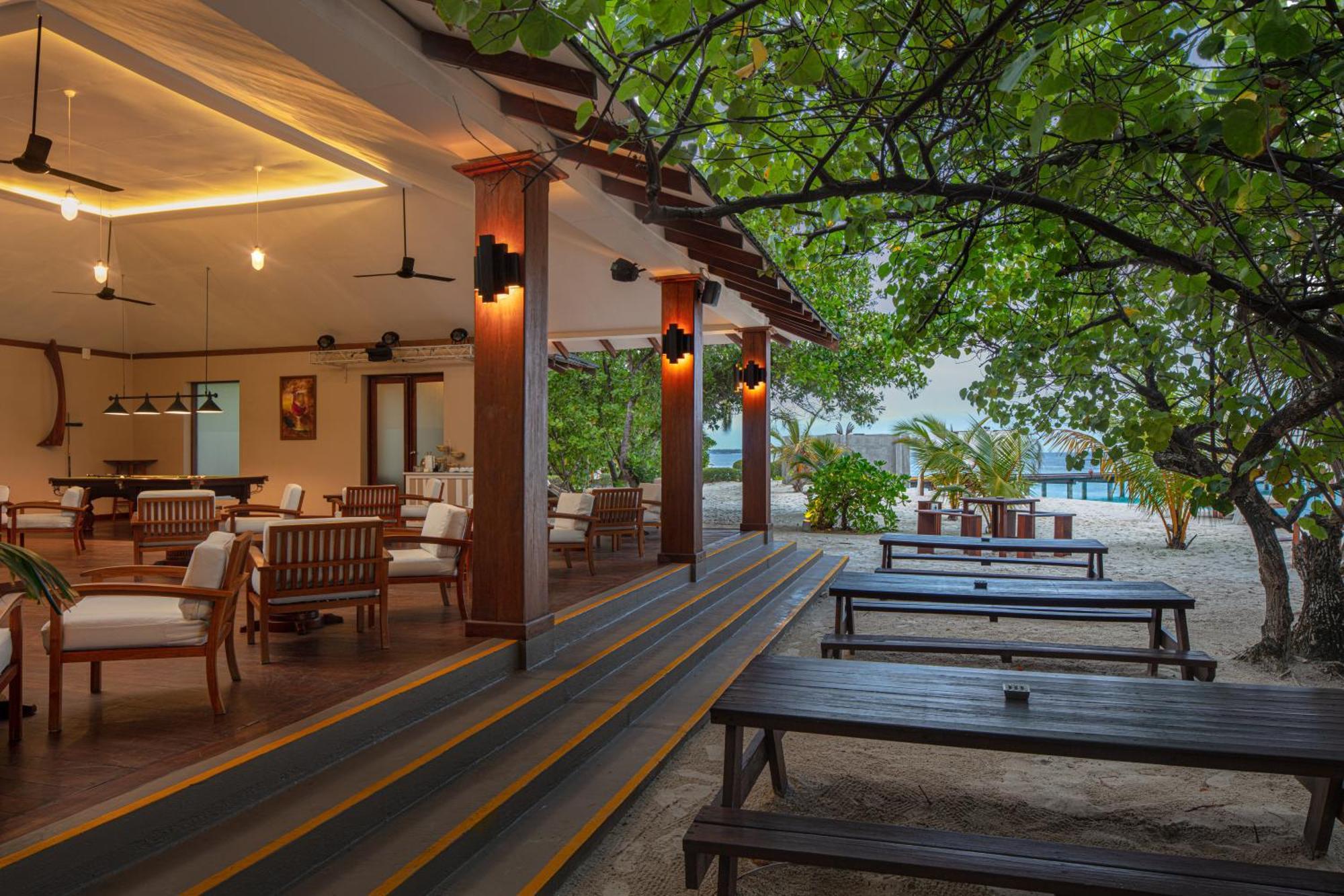 Adaaran Select Meedhupparu - Complimentary Stay For 1 Child For Stays Between April 2025 To September 2025 Meedhoo  Esterno foto