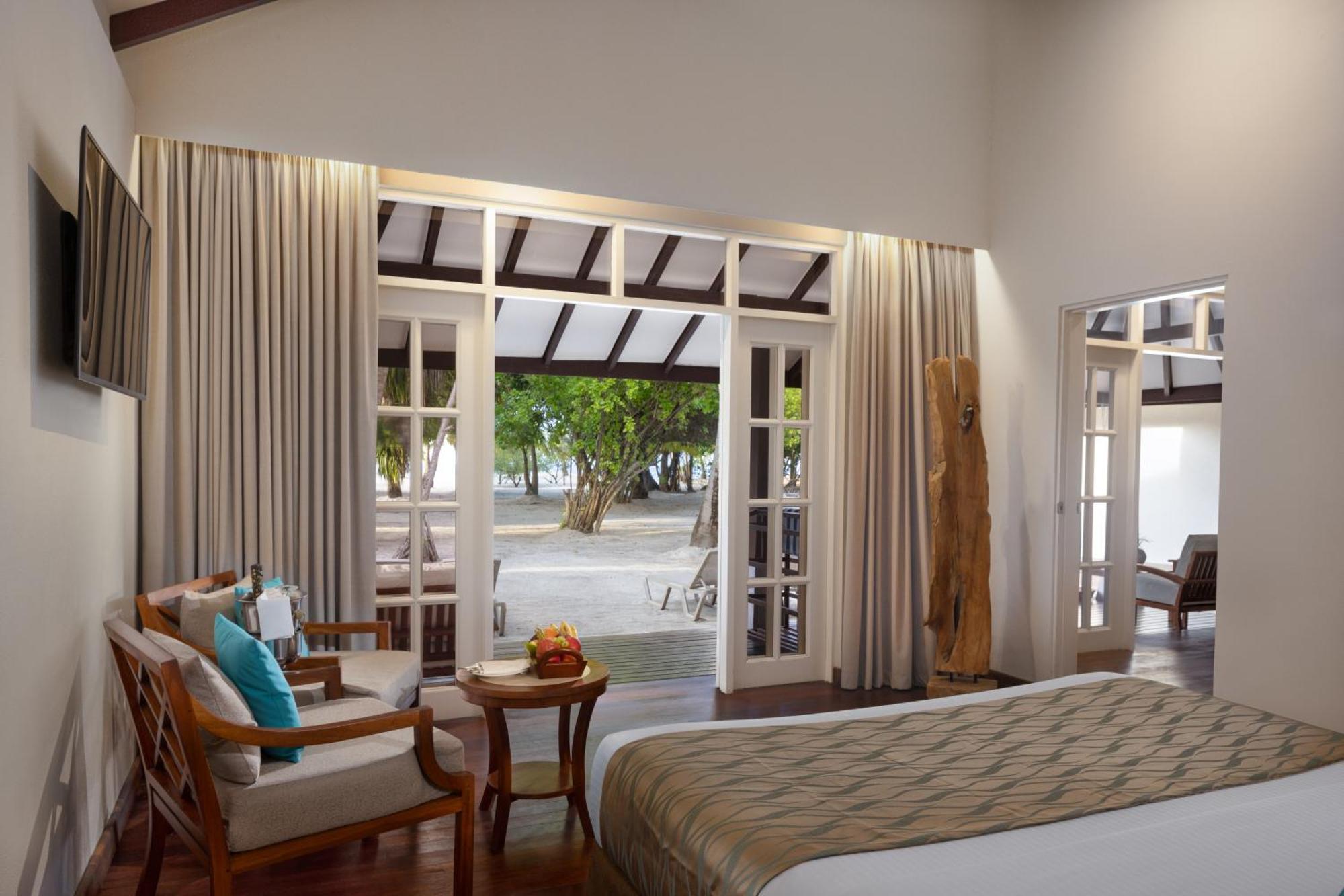 Adaaran Select Meedhupparu - Complimentary Stay For 1 Child For Stays Between April 2025 To September 2025 Meedhoo  Esterno foto