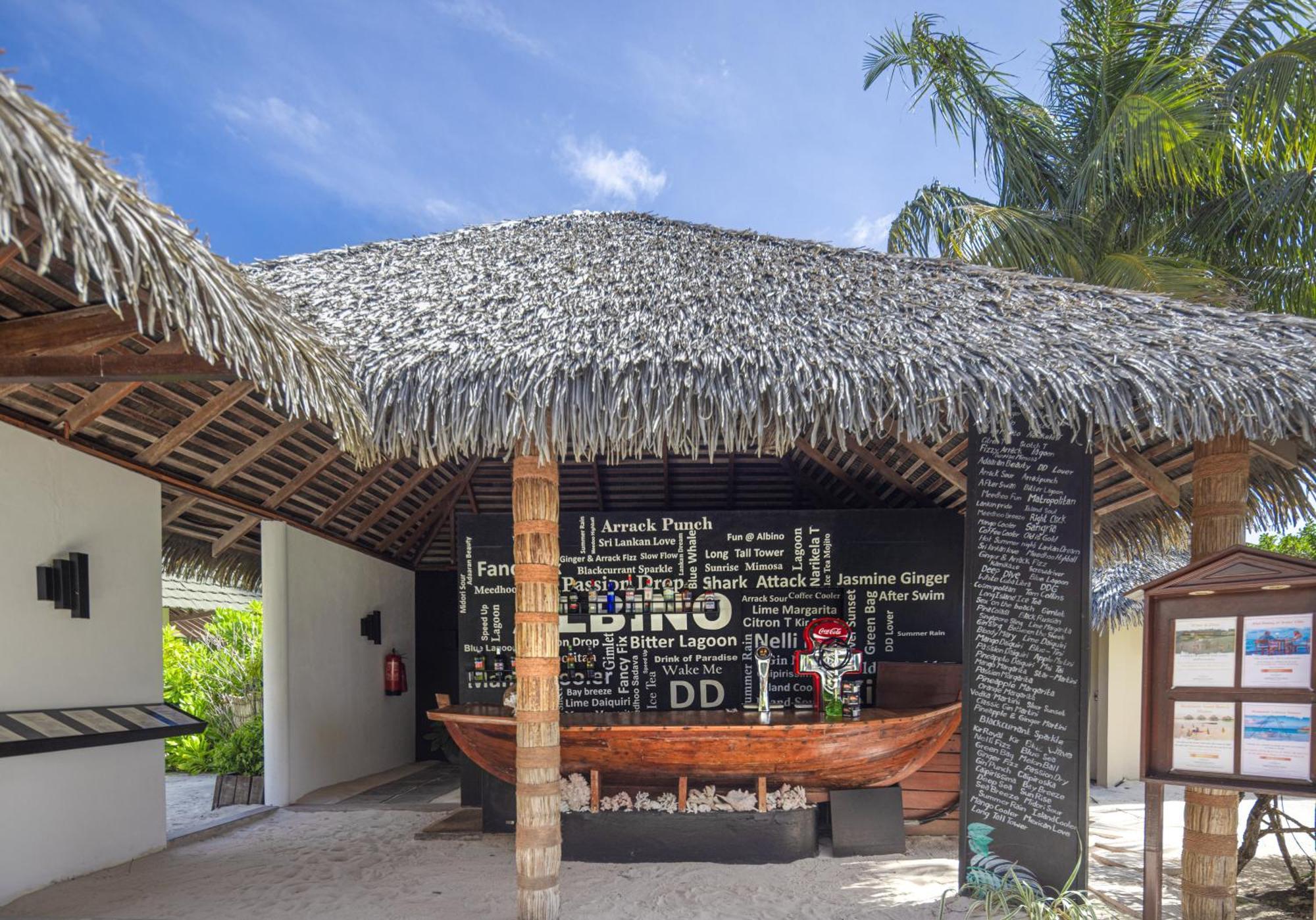 Adaaran Select Meedhupparu - Complimentary Stay For 1 Child For Stays Between April 2025 To September 2025 Meedhoo  Esterno foto